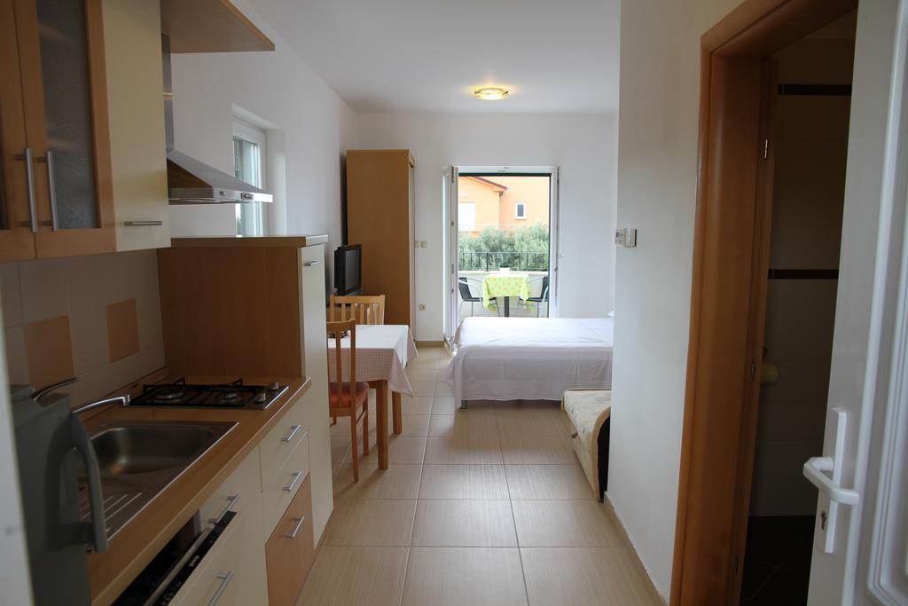 Apartments Ruzmarin Lun (Pag) Exterior foto