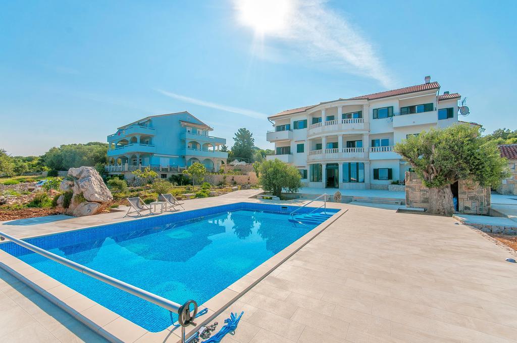 Apartments Ruzmarin Lun (Pag) Exterior foto