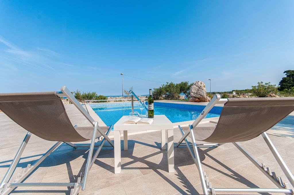 Apartments Ruzmarin Lun (Pag) Exterior foto