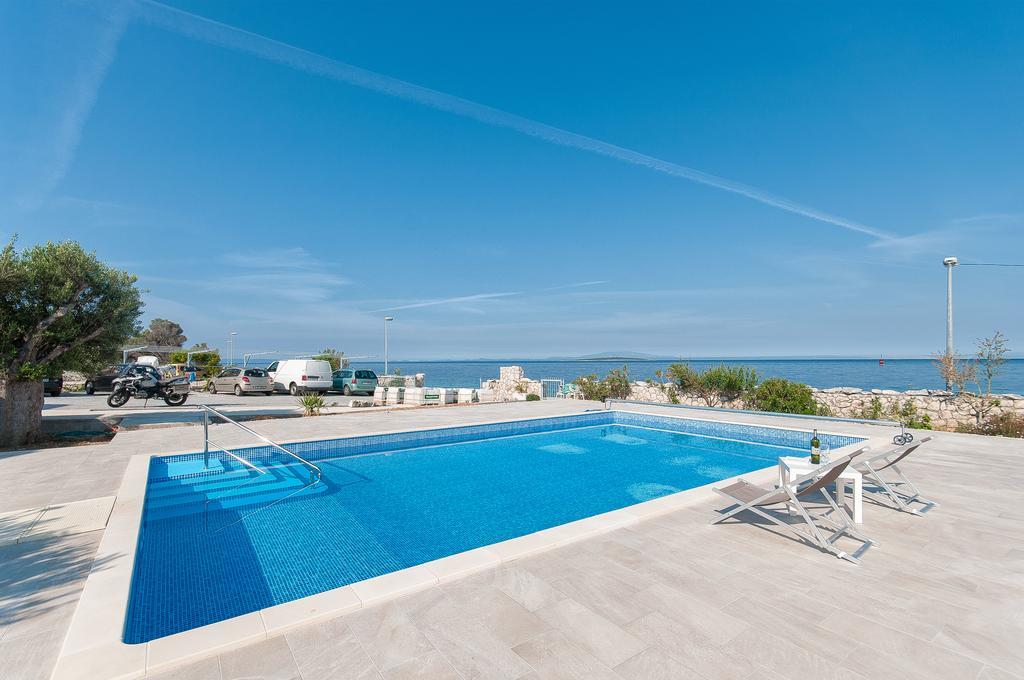 Apartments Ruzmarin Lun (Pag) Exterior foto